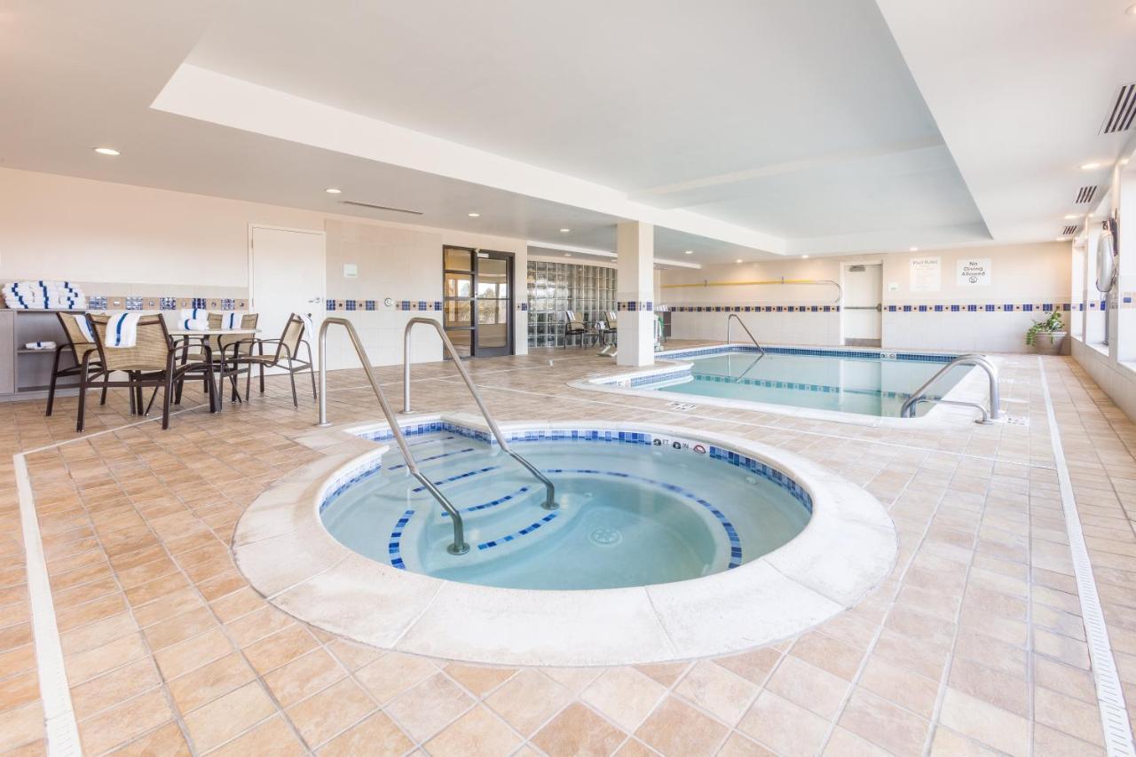 Hotel Airport By Ihg