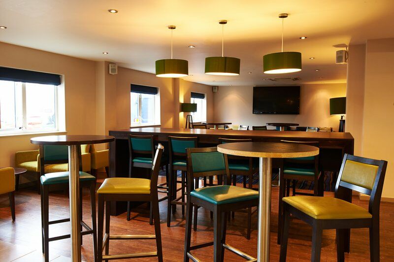 Airport By Ihg Manchester